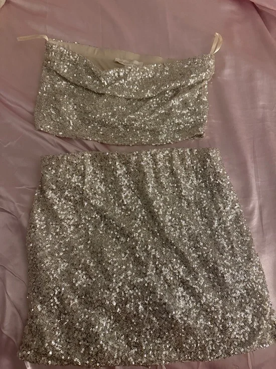 NWT Monteau Cream / Silver Sequin Tube Top and Mini Skirt Set - Picture 6 of 7